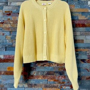 Levi’s cardigan yellow